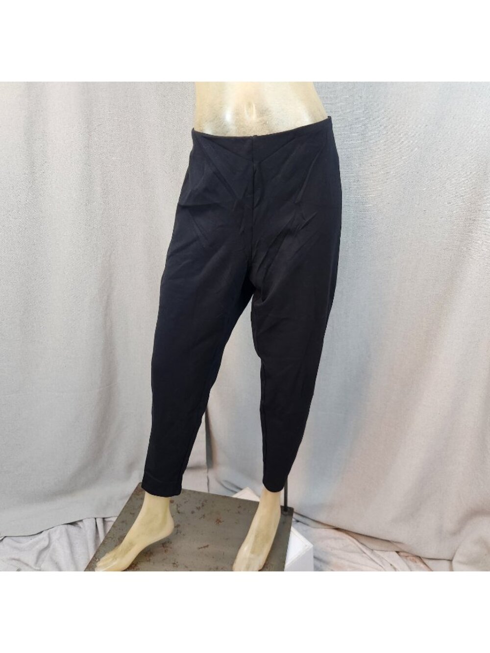 Chicos Solid Black Taper Ankle Pants Slacks Jegging Size 3 XL XLARGE 16 Stretch
